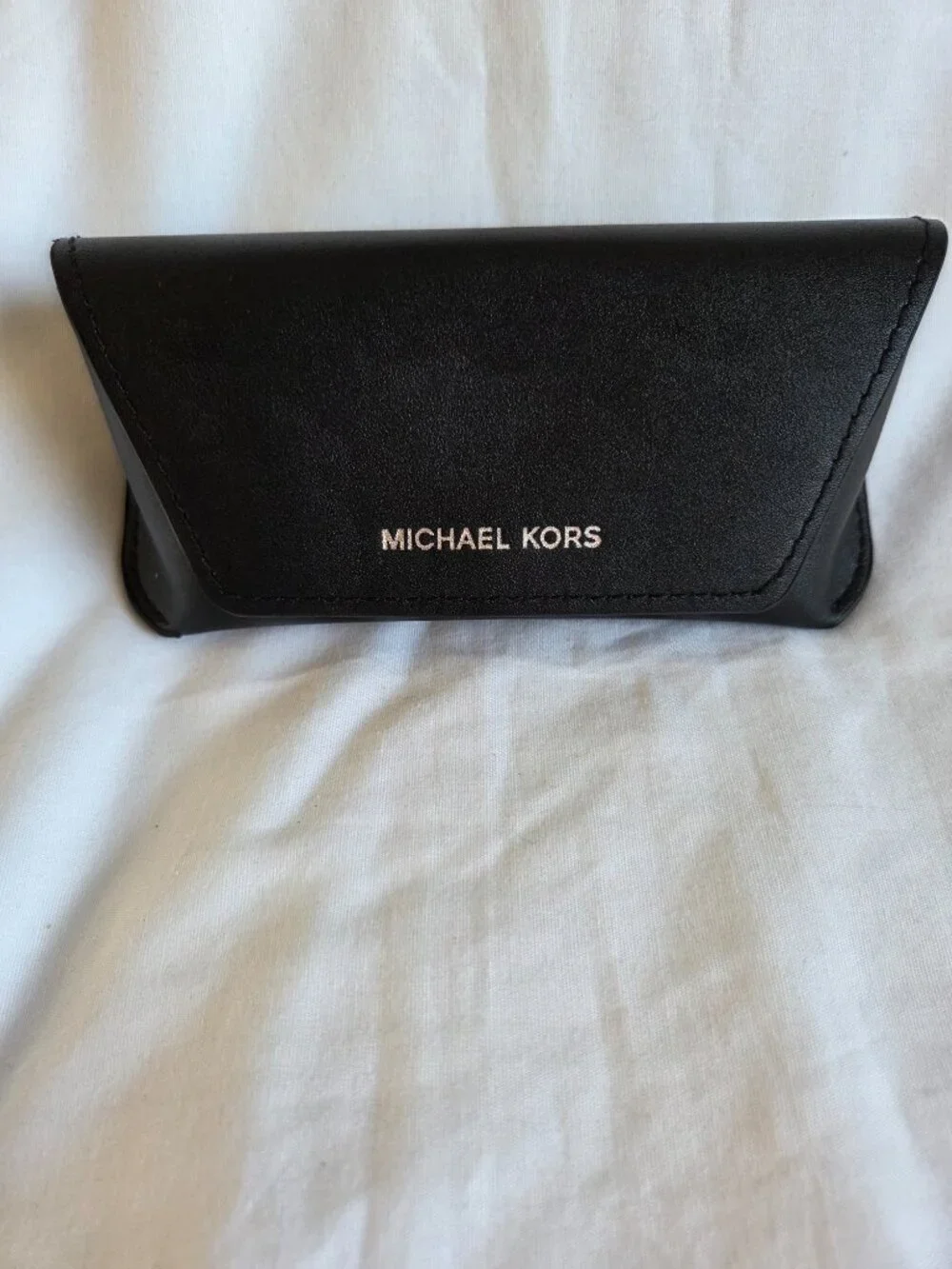Michael Kors smoke free